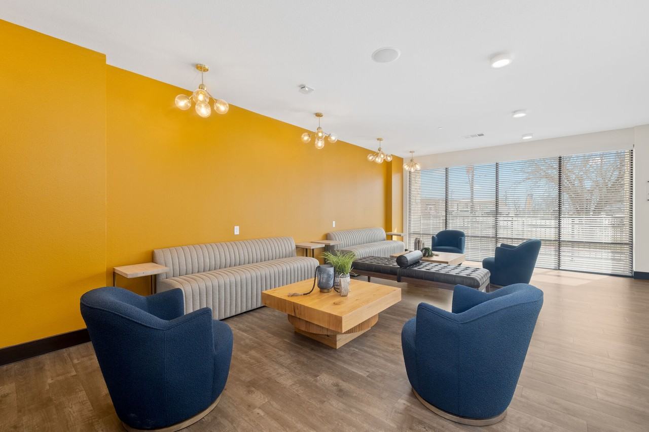 The Belmont - Photo 5 of 25