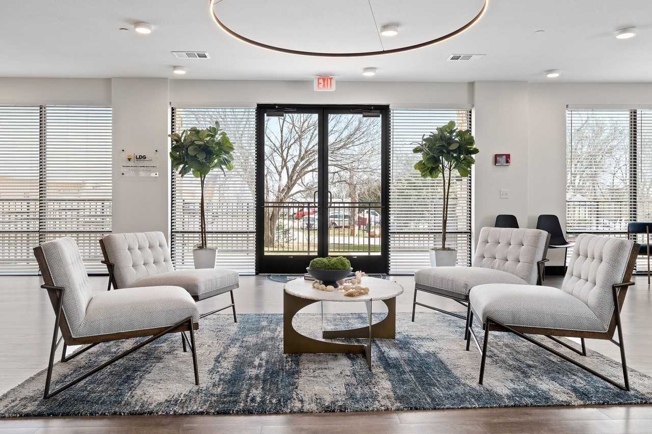 The Belmont - Photo 6 of 25