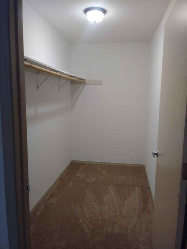 Building 1 - 3966 Byron Ave - Photo 2 of 35