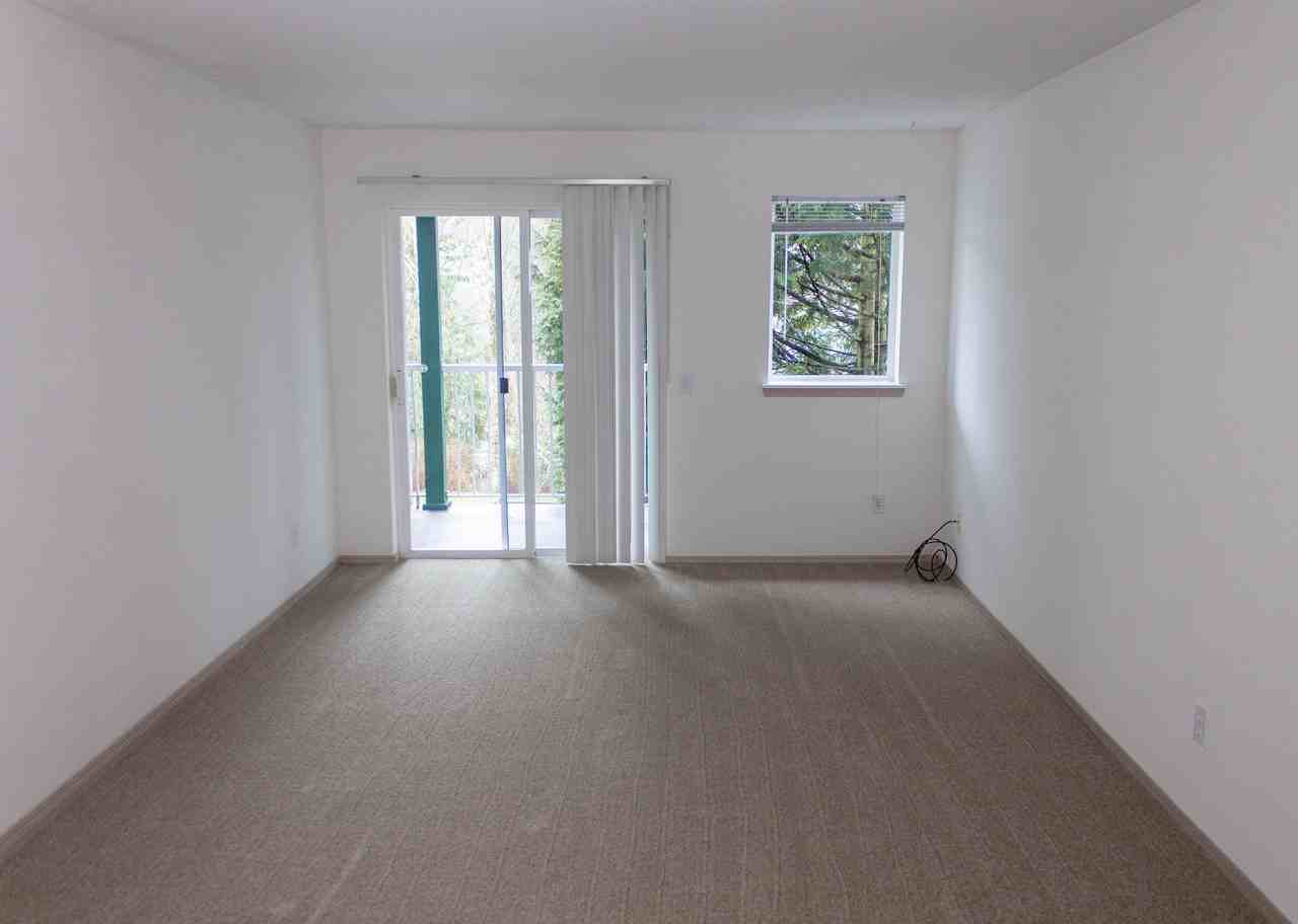 Building 1 - 3966 Byron Ave - Photo 4 of 35