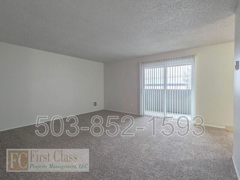 1402 Ne 186th Ave - Photo 2 of 27