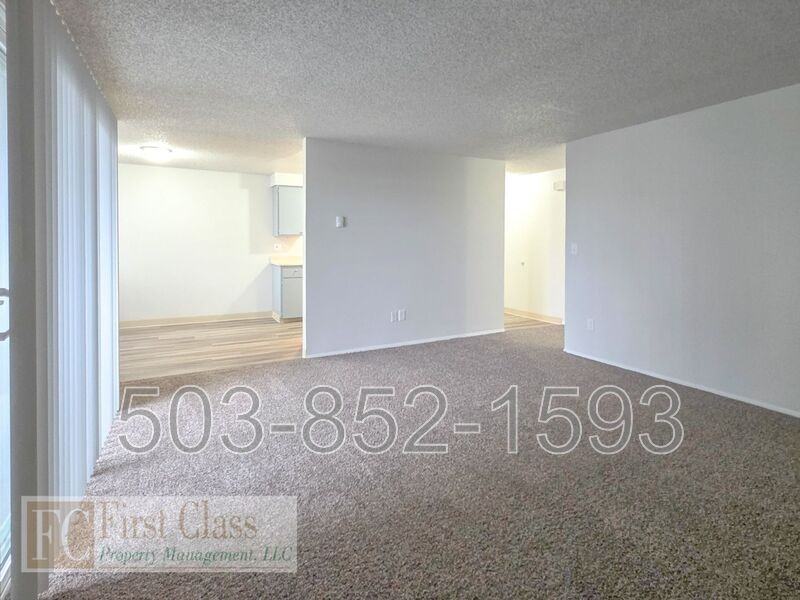 1402 Ne 186th Ave - Photo 3 of 27