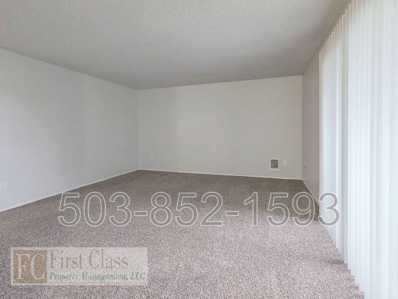 1402 Ne 186th Ave - Photo 4 of 27