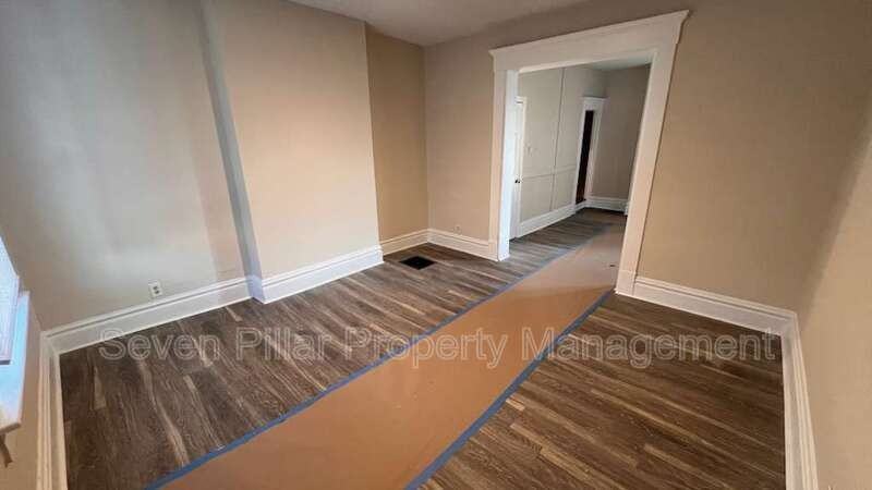 1345 E Livingston Ave #1345 - Photo 3 of 34