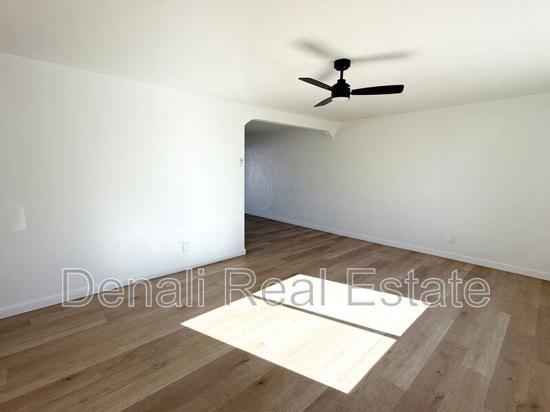 3244 E Harvard St - Photo 6 of 21