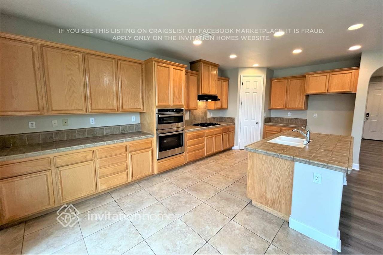 2101 Greenhorn Creek Cir - Photo 6 of 16