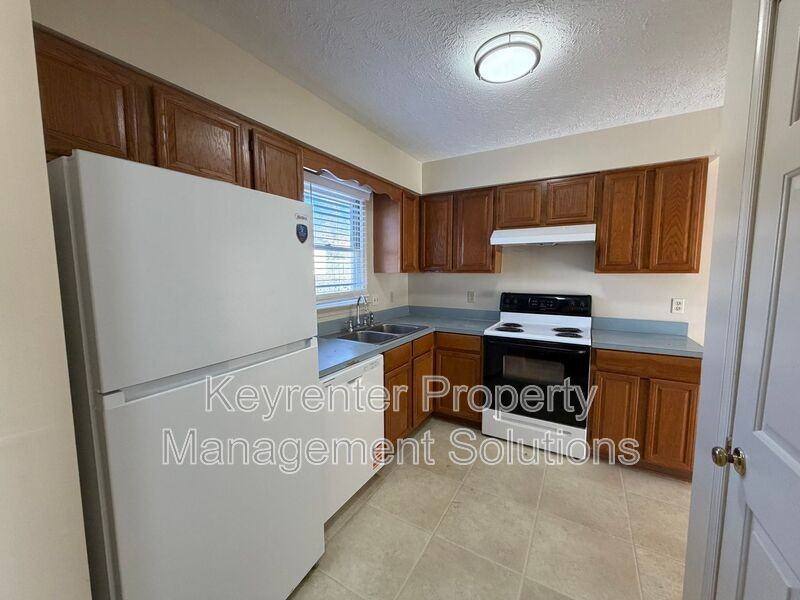 700 Rife Rd #9J - Photo 5 of 22