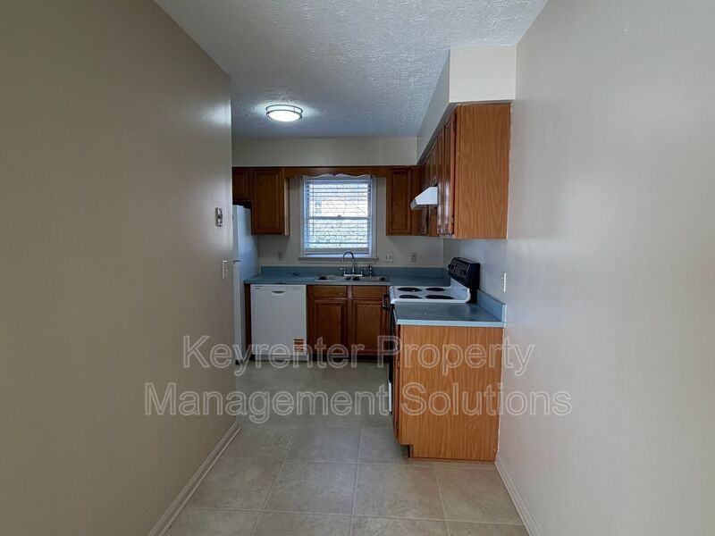 700 Rife Rd #9J - Photo 7 of 22