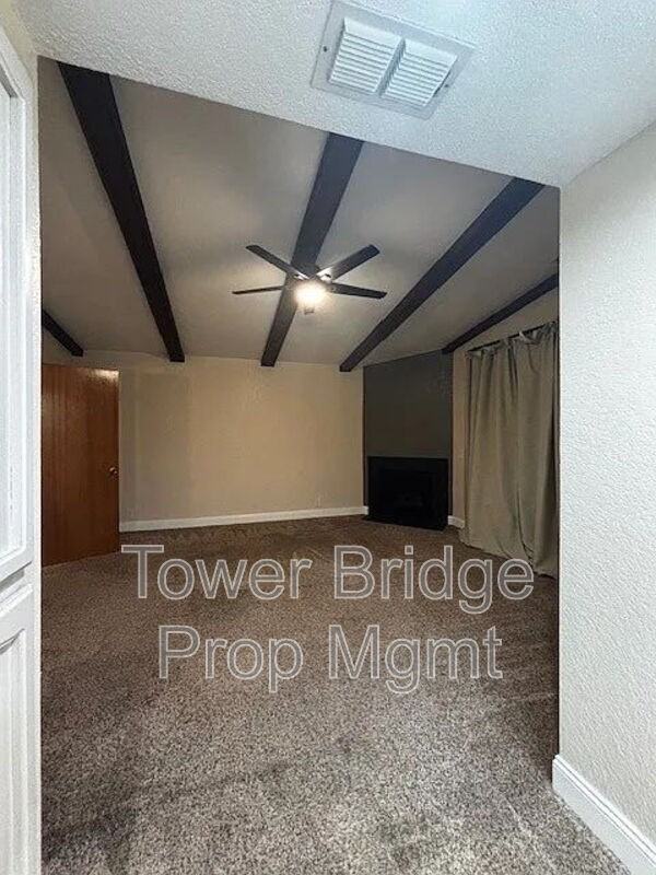 7831 Hampton Ln - Photo 4 of 15