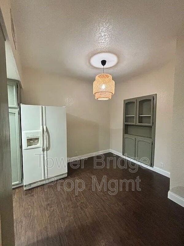 7831 Hampton Ln - Photo 6 of 15