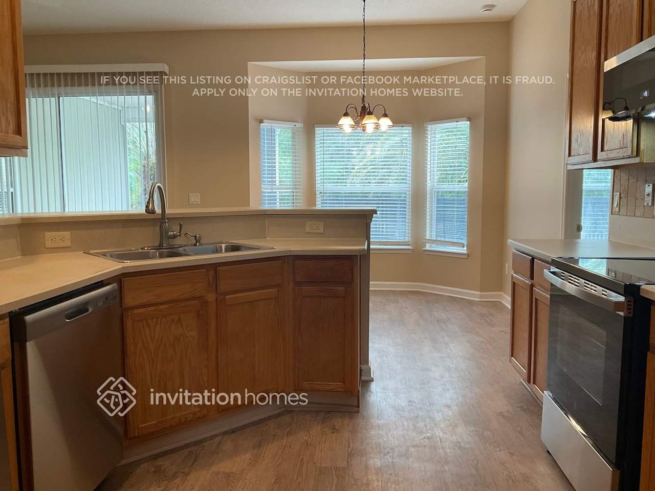 204 Hidden Lake Dr - Photo 4 of 13