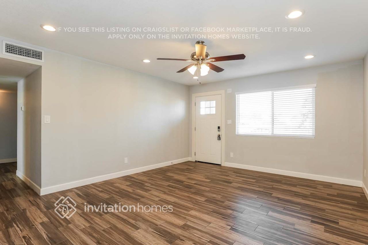 6102 S Parkside Dr - Photo 4 of 17