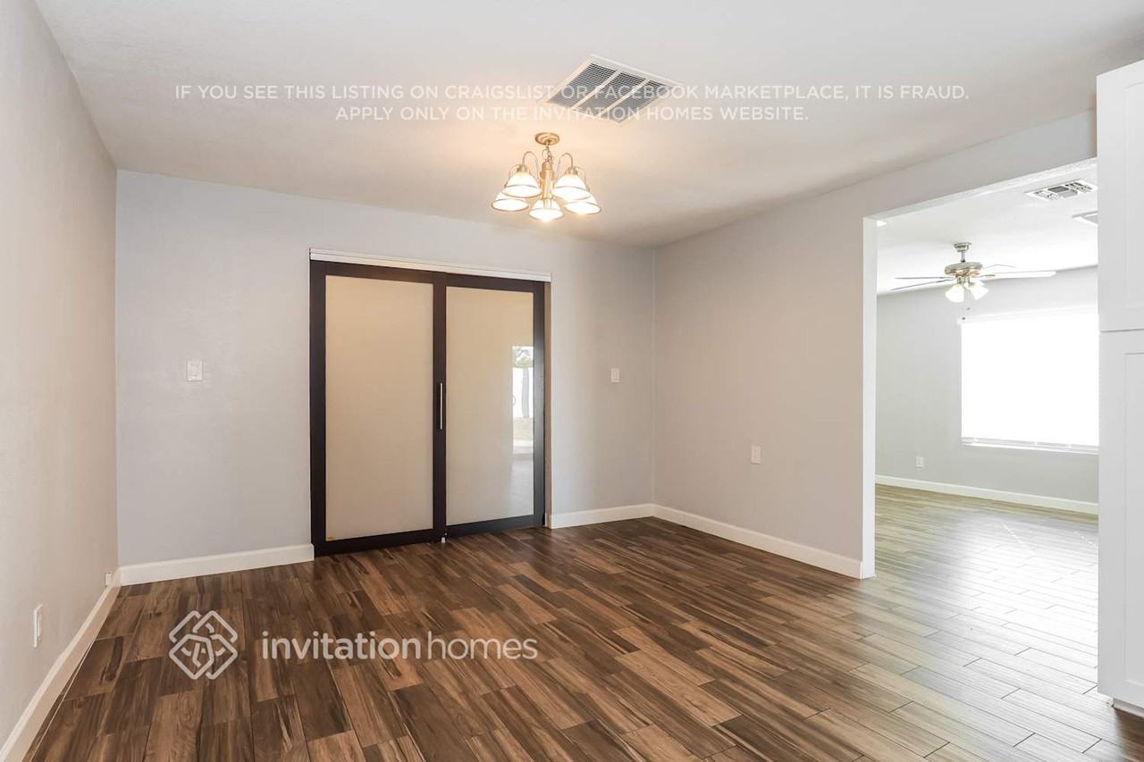 6102 S Parkside Dr - Photo 6 of 17