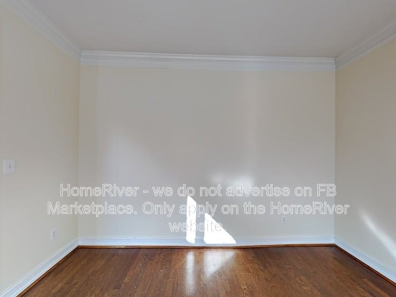 1040 Queensgate Dr Se - Photo 5 of 30