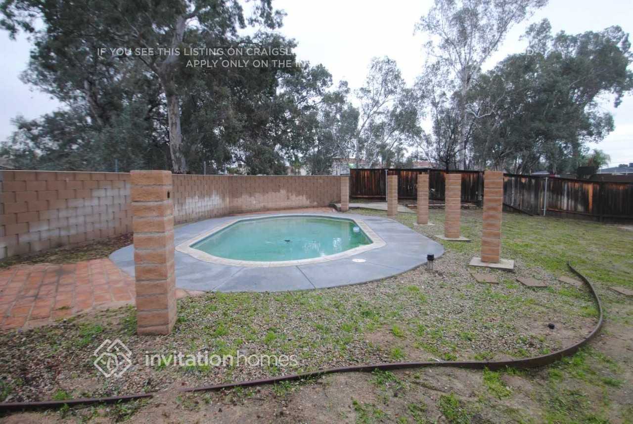 27394 Rustic Ln - Photo 2 of 3