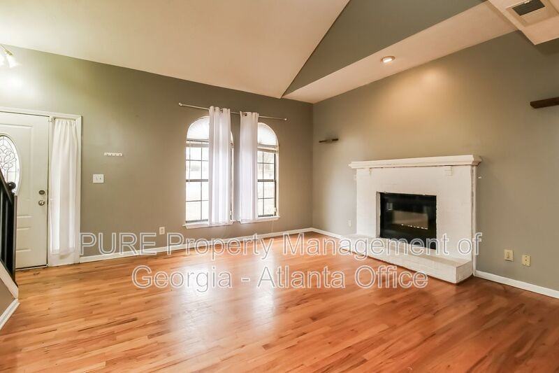 3831 Eden Glen Dr Se - Photo 3 of 21