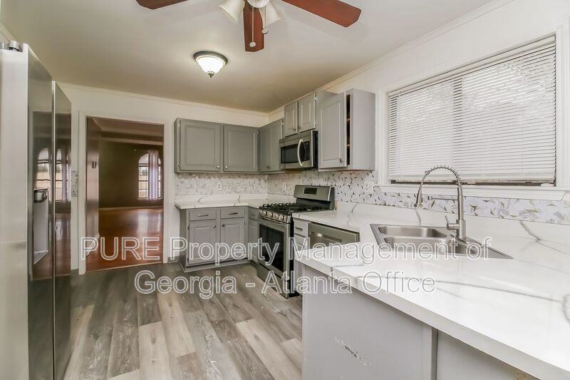 3831 Eden Glen Dr Se - Photo 5 of 21