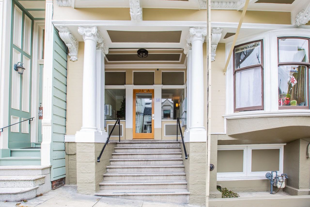 2148 Broderick - Photo 2 of 12