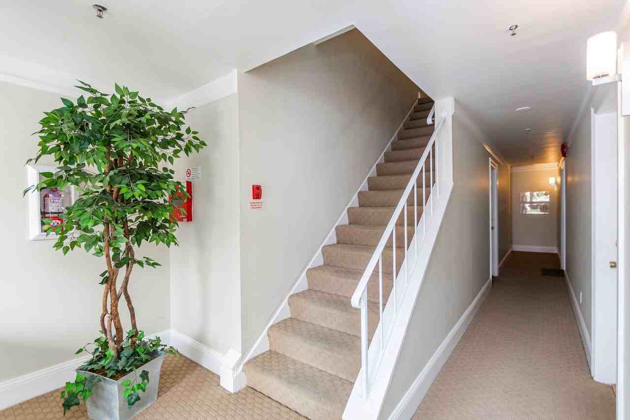 2148 Broderick - Photo 3 of 12