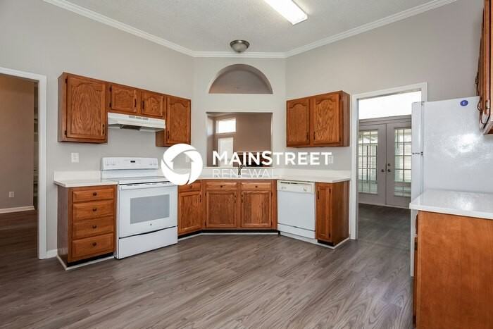 10300 Northwoods Forest Dr - Photo 6 of 16