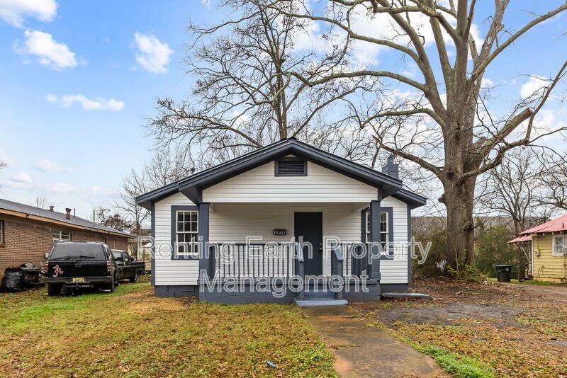 1228 19th Pl Sw - Photo 2 of 17