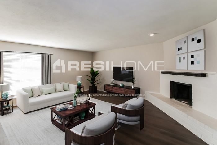 6608 Wakefield Rd - Photo 4 of 15