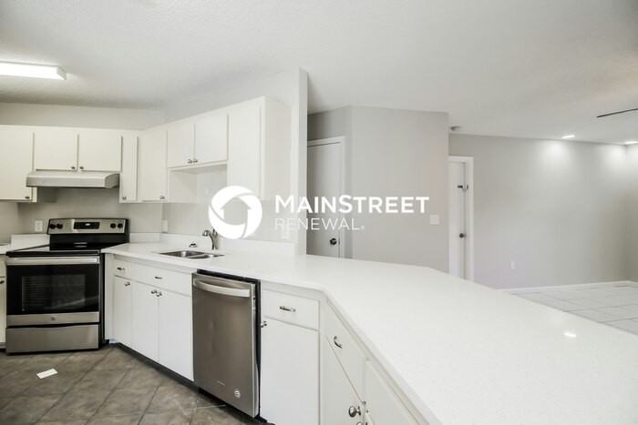 6054 Cardiff Ave - Photo 5 of 16