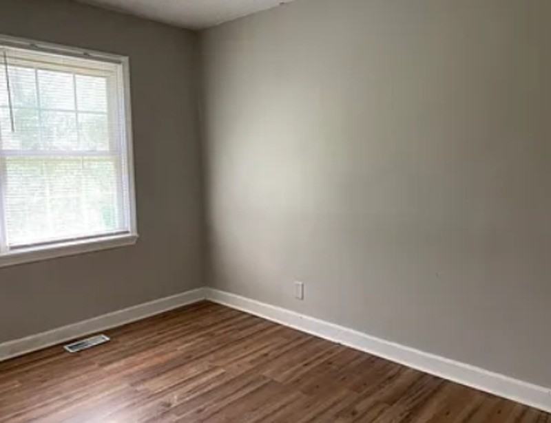 2613 Remington St - Photo 7 of 10