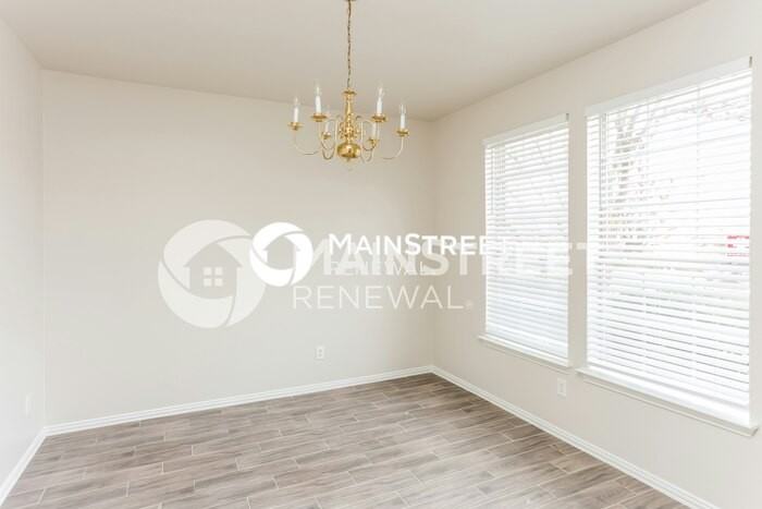 532 Pinnacle Dr - Photo 6 of 17