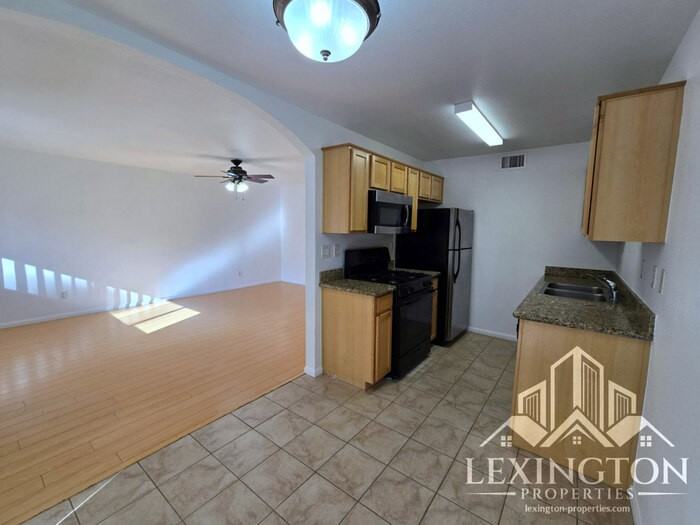 5008 Bremner Way #3 - Photo 4 of 23