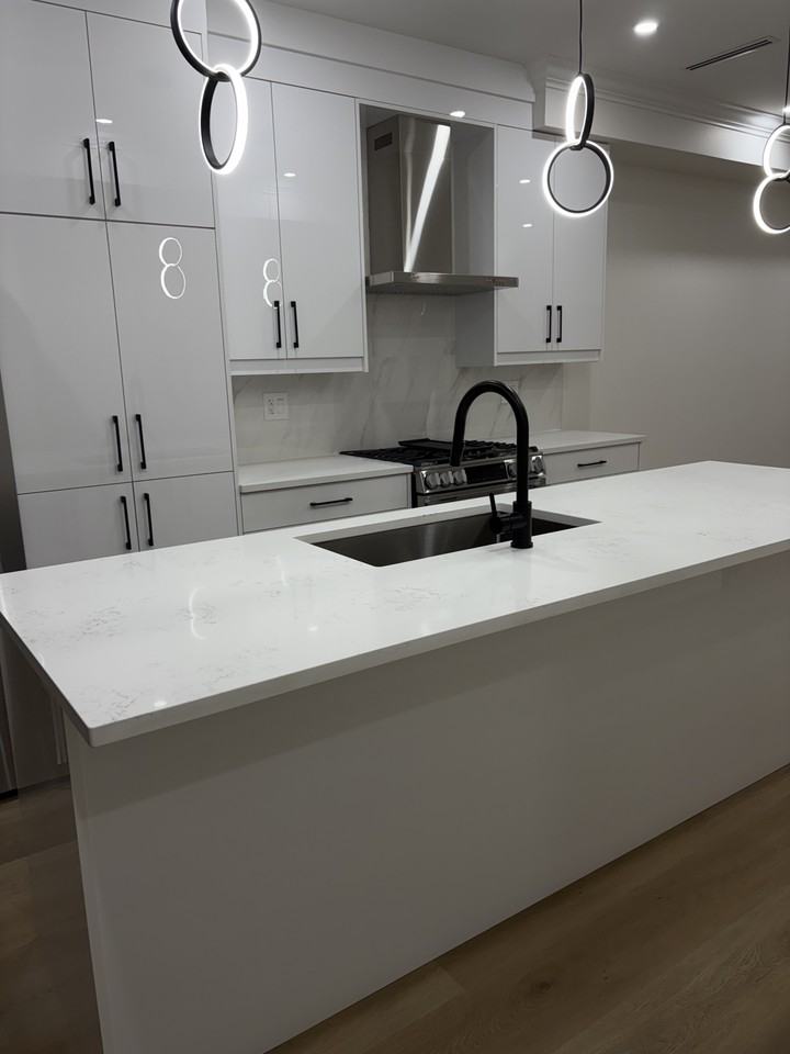 203 Pembina St #1 - Photo 3 of 23