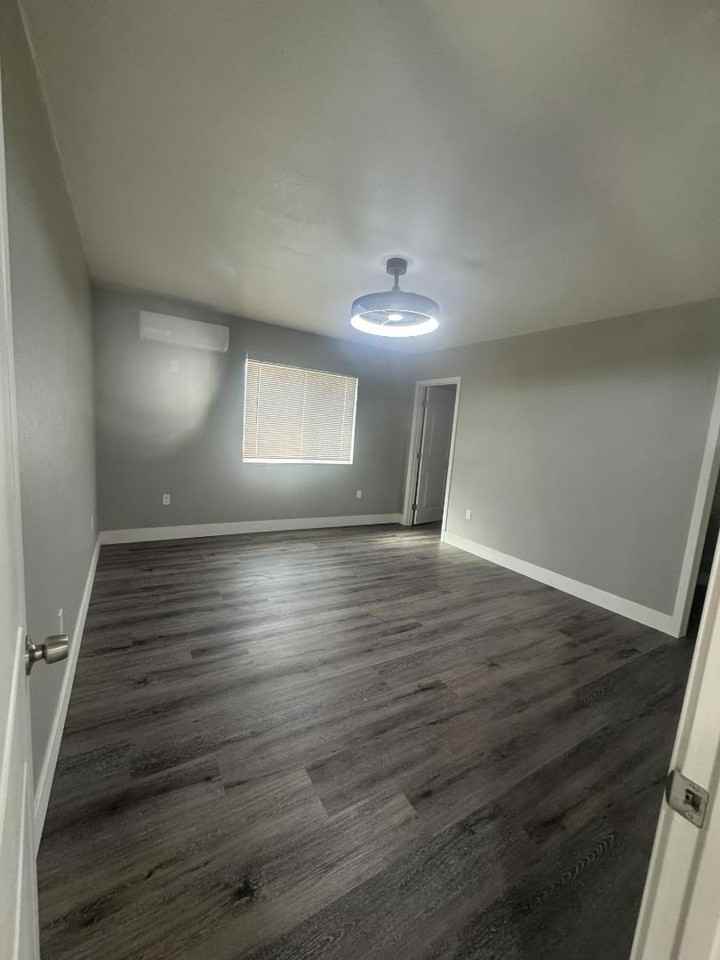 517 Madera Ave - Photo 5 of 10