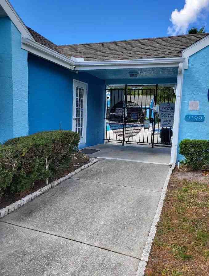 9414 Nakoma Way - Photo 3 of 12