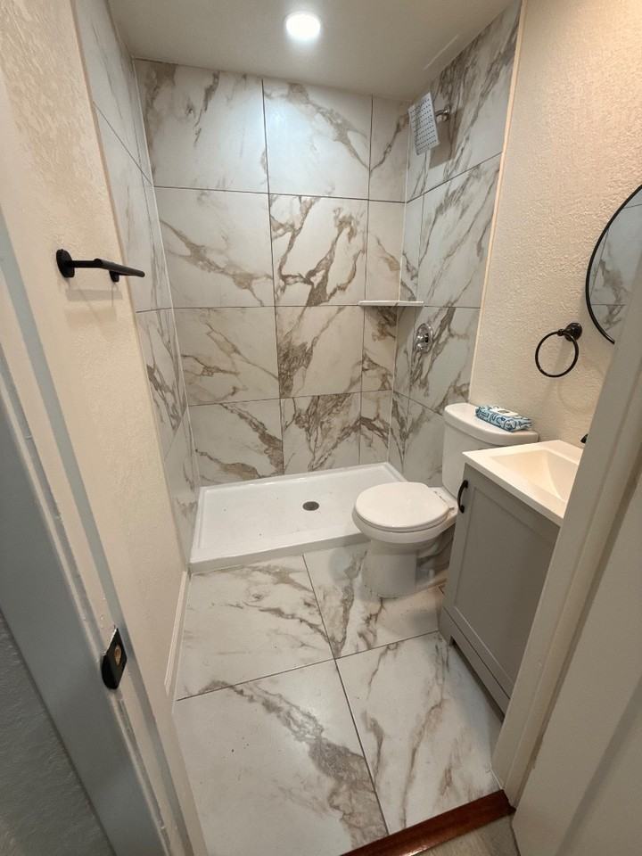 4200 Gram Ln - Photo 3 of 6