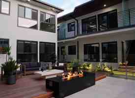 featured image of 1267 N Laurel Ave