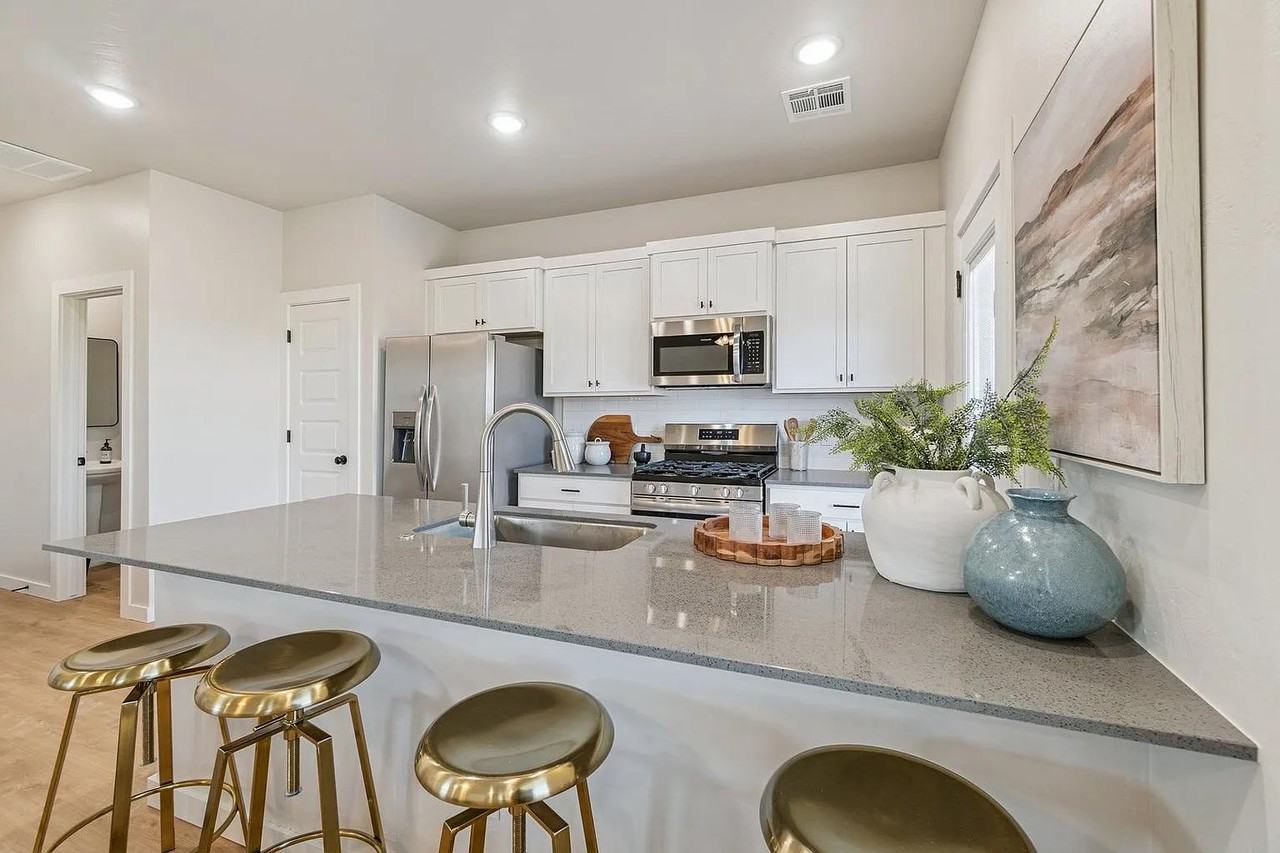 Molly Place Edmond OK - Photo 7 of 10