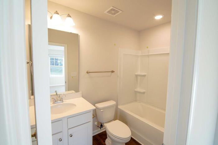 309 E 6th St #A - Photo 6 of 10