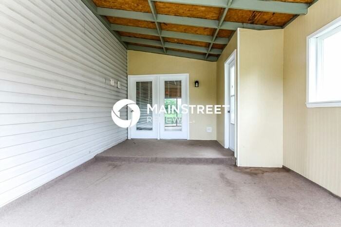 235 Westridge Blvd - Photo 3 of 17