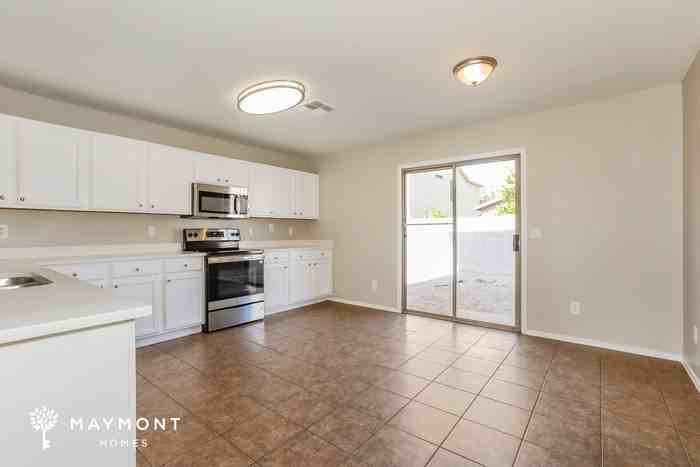 2328 E Meadow Chase Dr - Photo 7 of 15