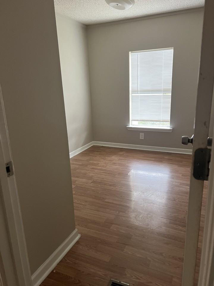 28381 La Highway 16 #10 - Photo 3 of 6