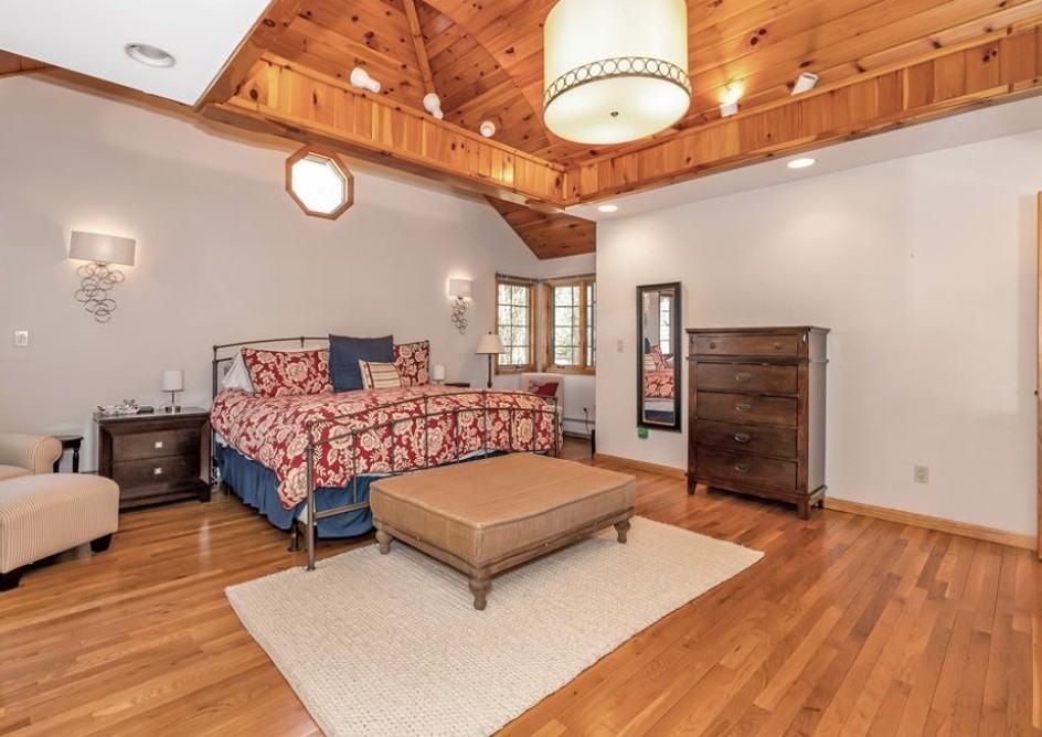 16 Faraway Rd #A - Photo 7 of 13