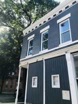 2724 W Chicago Ave #2R - Photo 1 of 1