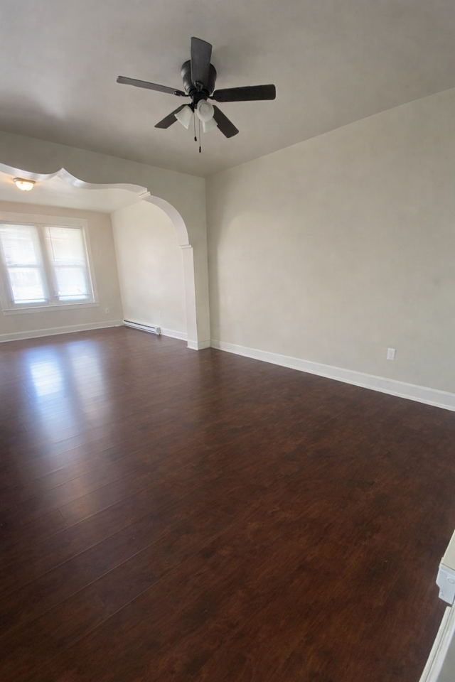 3458 N Bodine St #NA - Photo 3 of 14