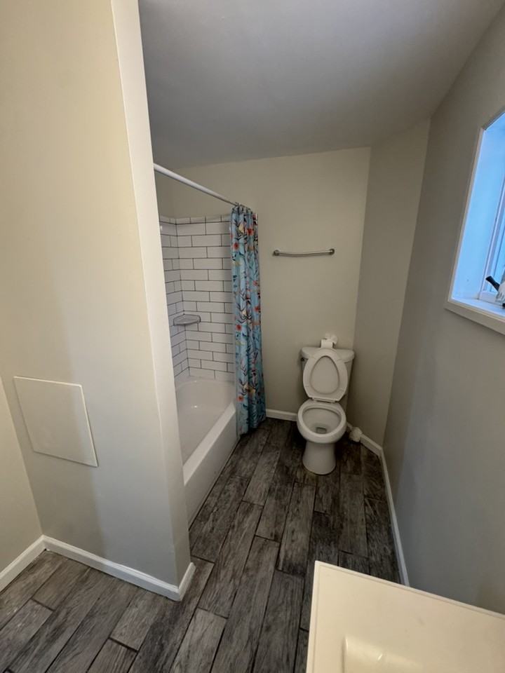 85 Lawn Park Ave #NA - Photo 3 of 14