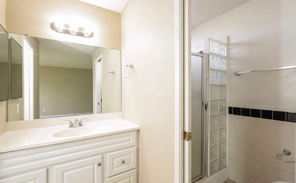 8146 Cottonmill Cir #NA - Photo 3 of 9