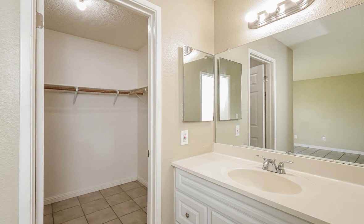 8146 Cottonmill Cir #NA - Photo 5 of 9