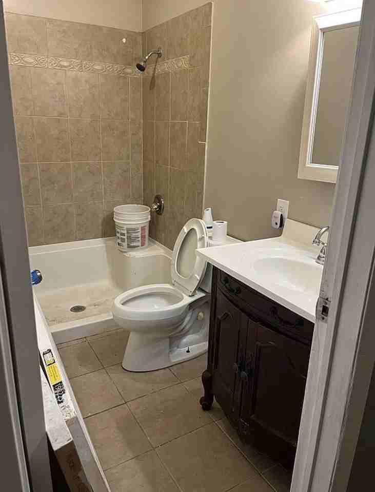 515 Chestnut St - Photo 2 of 13