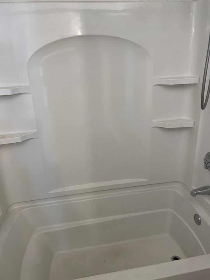 54 Dawson Ave #1stFL - Photo 6 of 8