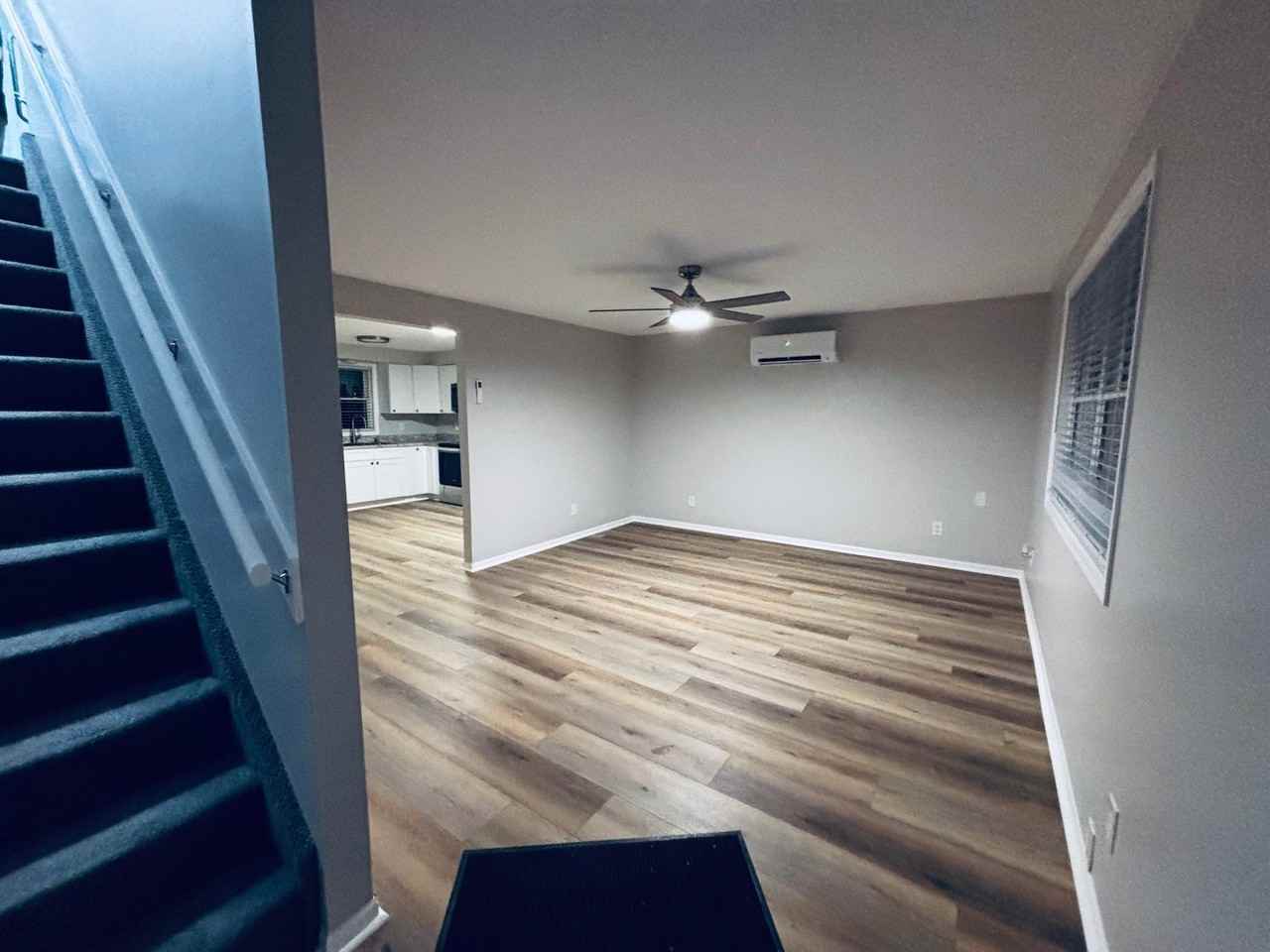 981 Yale Ave #2 - Photo 2 of 11