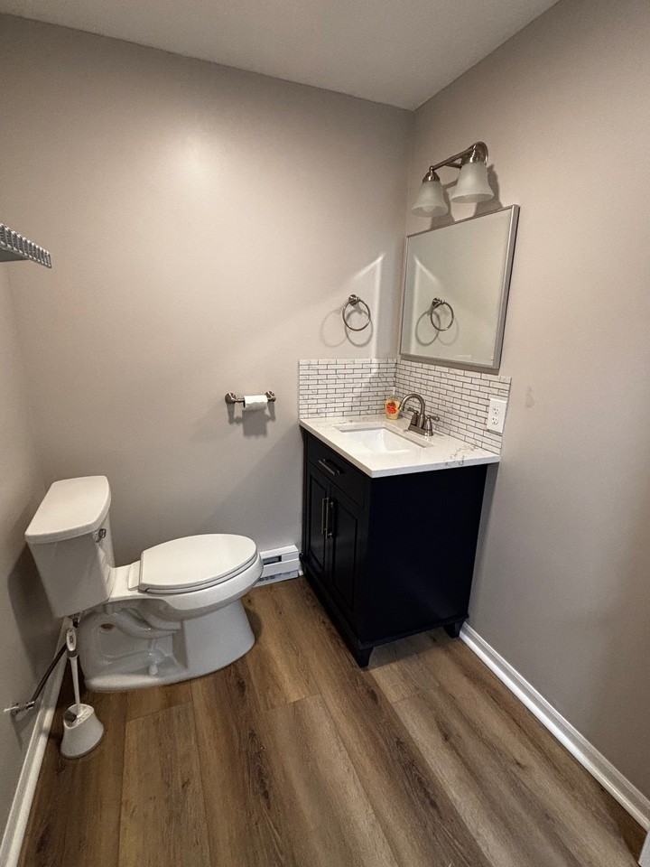 981 Yale Ave #2 - Photo 5 of 11